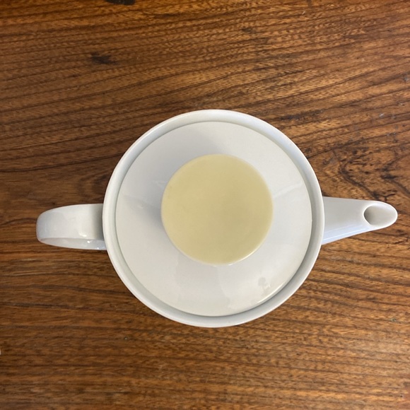 Thomas Rosenthal of Germany Coffee Pot / Cups / Sugar - Picture 6 of 8